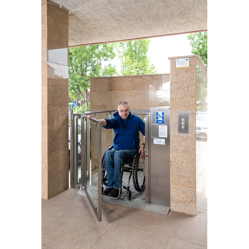 Platforma pionowa dla niepełnosprawnych